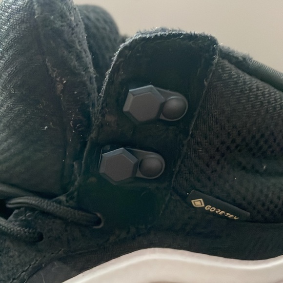 Vans UltraRange Exo High Top - Picture 8 of 11